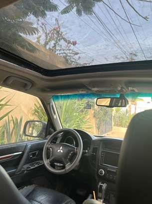 Mitsubishi PAJERO 2012 3.2 DID image 2