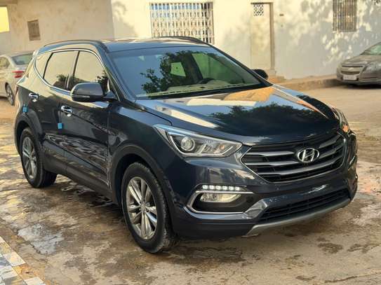 Hundai santafe 2018 image 4