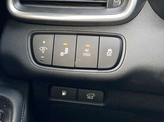 Kia Sorento Venat 2016 full options image 13