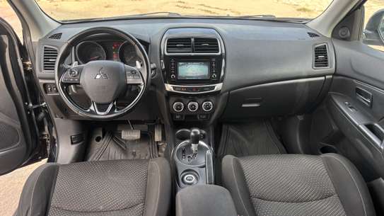 Mitsubishi rvr Venat full options image 6