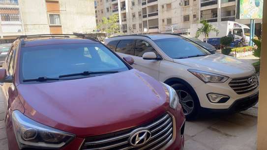 Hyundai Santa Fe à louer image 1