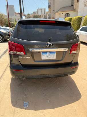 kia sorento image 1
