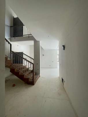 Immeuble R+6 à louer aux Almadies image 11