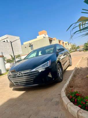 HYUNDAI ELANTRA 2020 image 3
