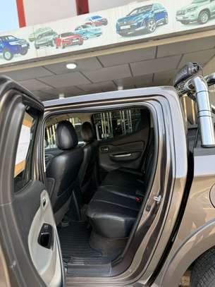 Mitsubishi L200 2018 image 6