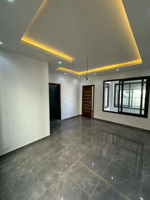 Superbe appartement de type F4 à louer image 2