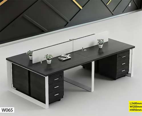 Poste open space modèles différents image 2