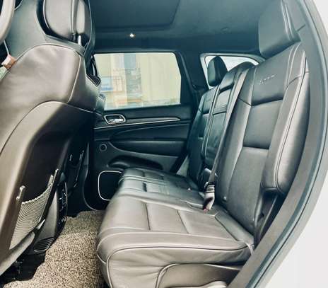 JEPP GRAND CHEROKEE LIMITED image 10
