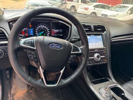 Ford fusion titanium 2017 image 10