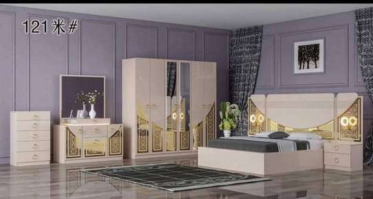 Chambre à coucher Royale image 3