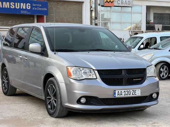 Dodge caravane 2018 location image 1