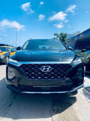 Hyundai santafe 2020 image 2