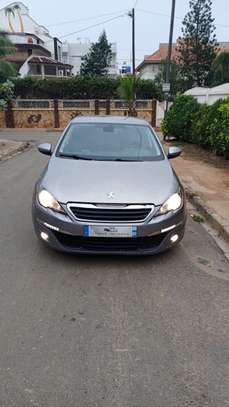 Peugeot 308 2017 image 1