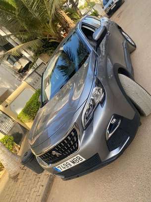 Peugeot 3008 2019 image 3