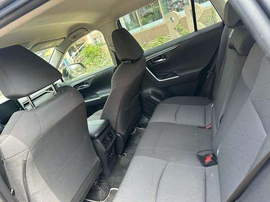 Toyota Rav 4 2021 image 11