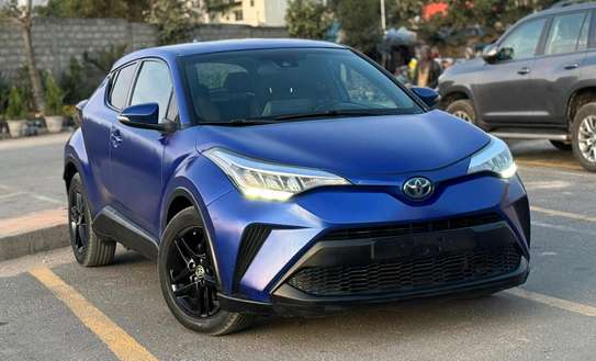 Toyota ch-r 2023 image 2