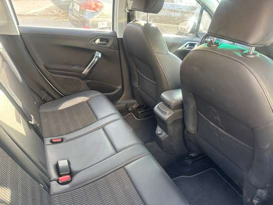 Peugeot 2008 2017 image 6