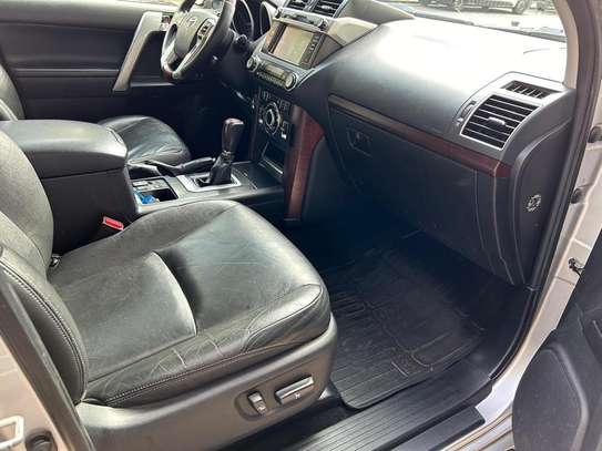 Toyota land cruiser VX image 15