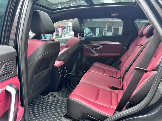 Jetour X70. image 5