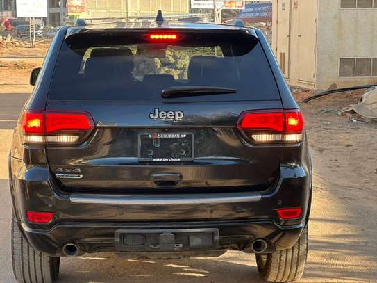 jeep grand cherokee diesel image 11
