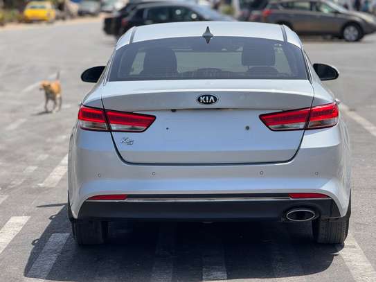 Kia k5 image 7