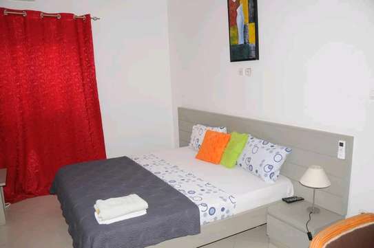 Chambre meublée à louer ( Résidence Douce) image 3