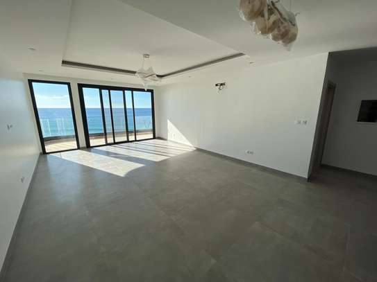 1 superbe appartement de type F4 pied dans l'eau virage image 1