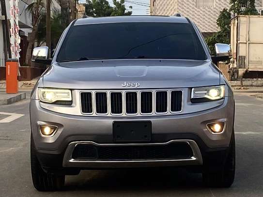 Jeep Grand cherooke image 10