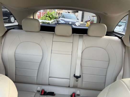 Mercedes GLC 300 2018 image 12