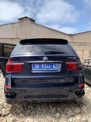 BMW X5 E70 image 10