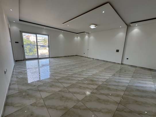 Appartement 4 chambres salon aux Almadie image 3