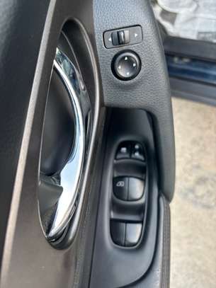Nissan Rogue 2016 image 14
