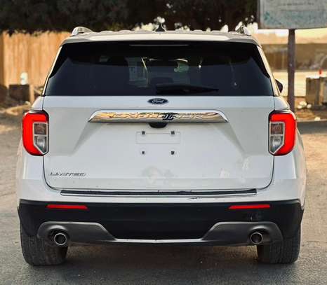 Ford Explorer Limited 2021 image 6