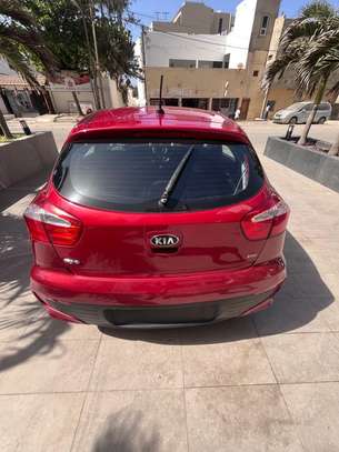 Kia Rio image 3