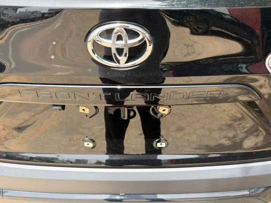 2024 Toyota Freelander Hybrid 2.0L image 7