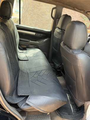 Toyota Landre cruiser vx image 10