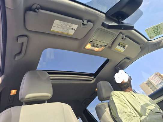 Toyota highlander limited image 4