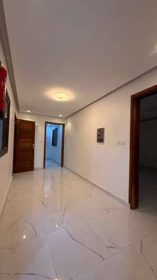 APPARTEMENT AUX MAMELLES image 7