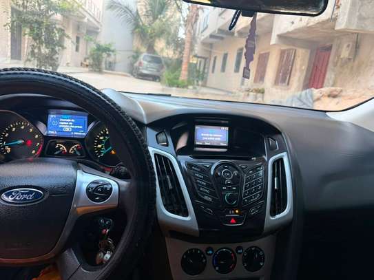 FORD FOCUS 2014 image 6