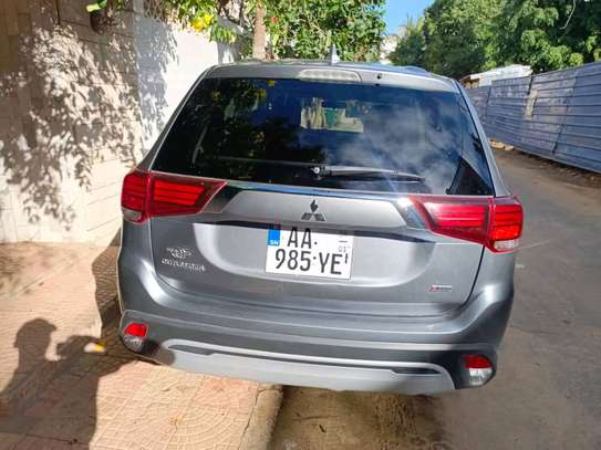 Location Mitsubishi Outlander 2020 7 places image 4
