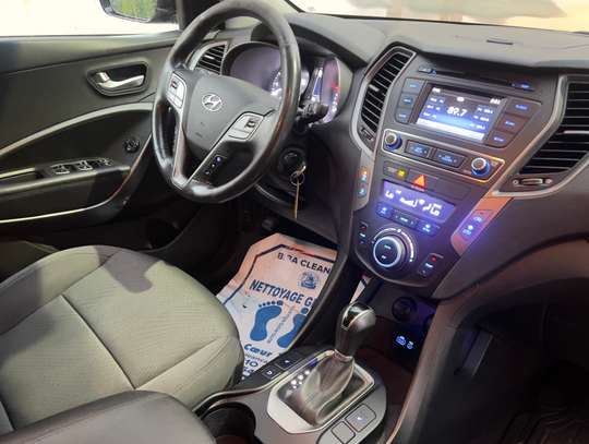 Hyundai Santafé image 7