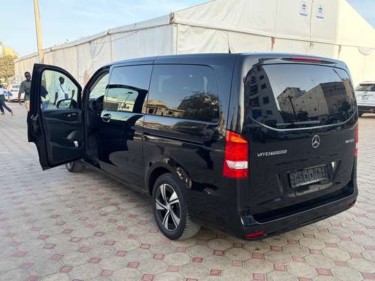 Location Mercedes viano  2025 image 9