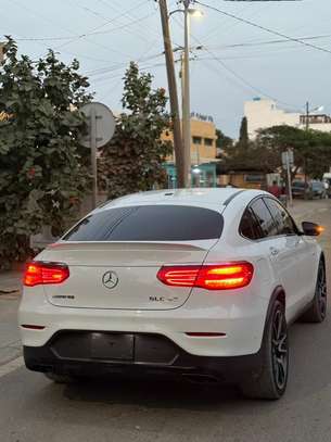 MERCEDES GLC 43 AMG 2019 image 4