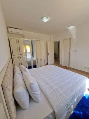 Appartement moderne avec piscine à Dakar centre image 3