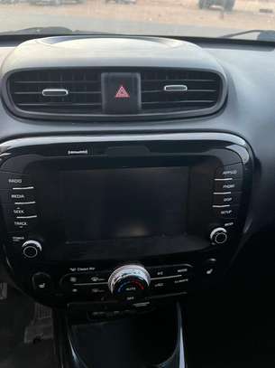 Kia Soul Limited image 10