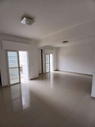F4 de 135 m² à vendre cité Sipres VDN image 15