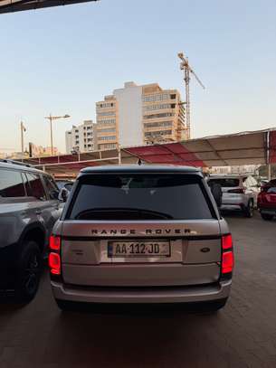 Range Rover Vogue image 10