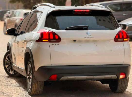 PEUGEOT 2008 Année : 2017 image 4