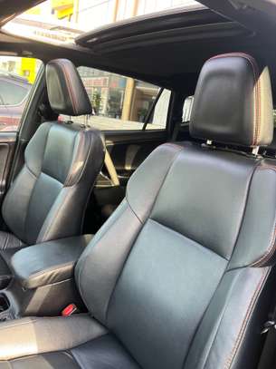 Toyota Rav4 Limited image 14