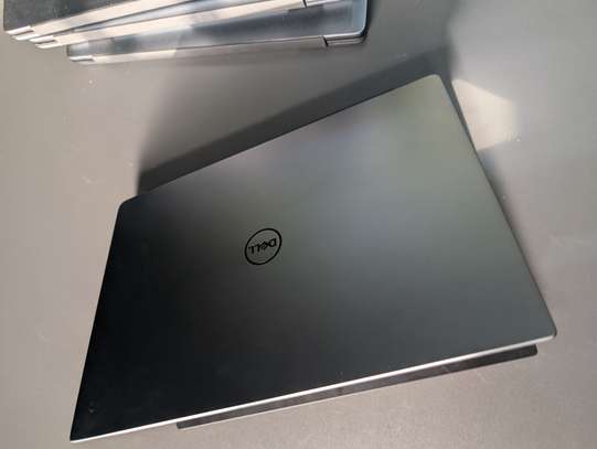 Dell vostro i7 10th / 512gb / 16gb ram image 7